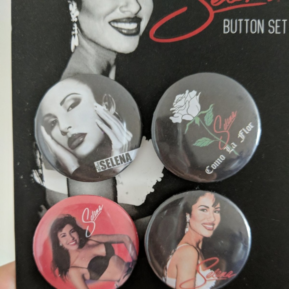 Forever21 selena quintanilla Buttons